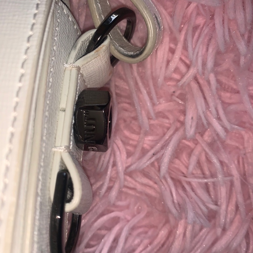 Off white bag - Picture 7 of 8